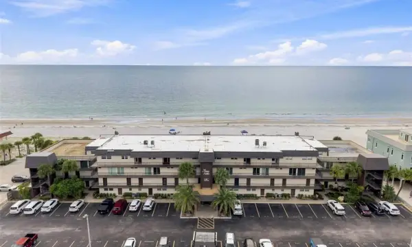 60 Gulf Boulevard, Unit 402, Indian Rocks Beach, FL, 33785