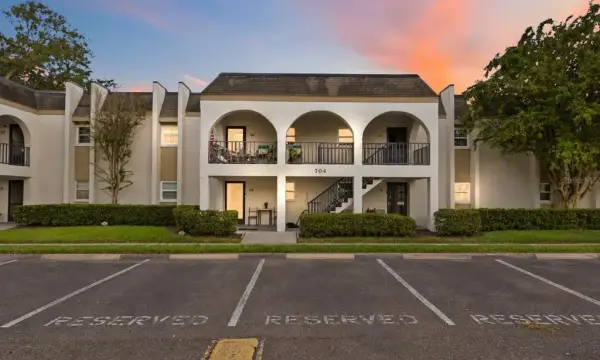 704 Oakgrove Drive, Unit 226d, Brandon, FL, 33510