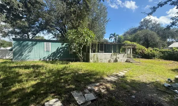 10004 Massachusetts Street, Gibsonton, FL, 33534