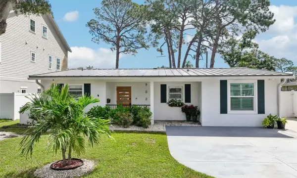 9001 Bay Street NE, St Petersburg, FL, 33702