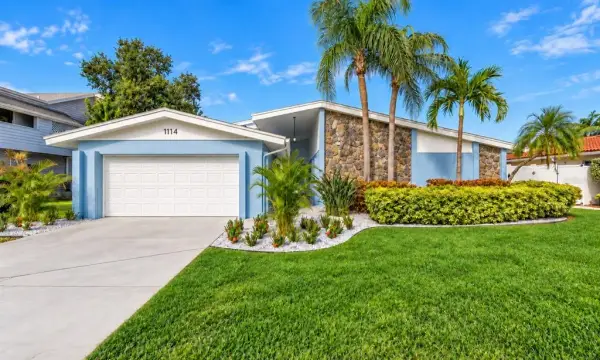 1114 2nd Avenue S, Tierra Verde, FL, 33715