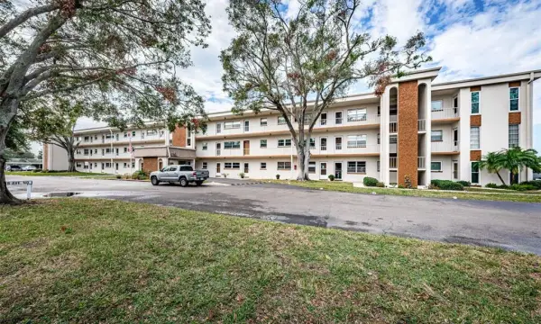 5880 38th Avenue N, Unit 309, St Petersburg, FL, 33710