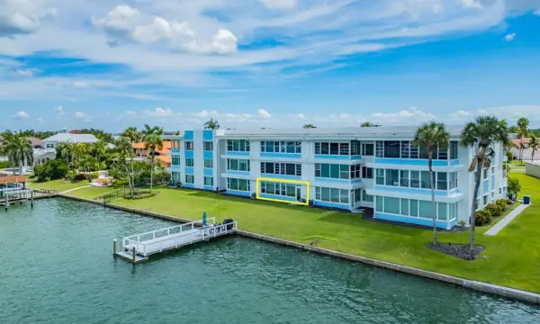 770 Island Way, Unit N103, Clearwater Beach, FL, 33767