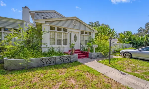 1225 11 Street N, St Petersburg, FL, 33705