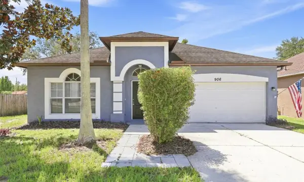 906 Grand Canyon Drive, Valrico, FL, 33594