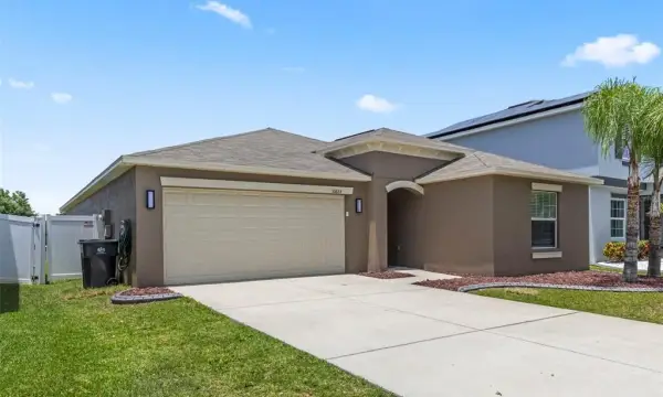 10633 Standing Stone Drive, Wimauma, FL, 33598