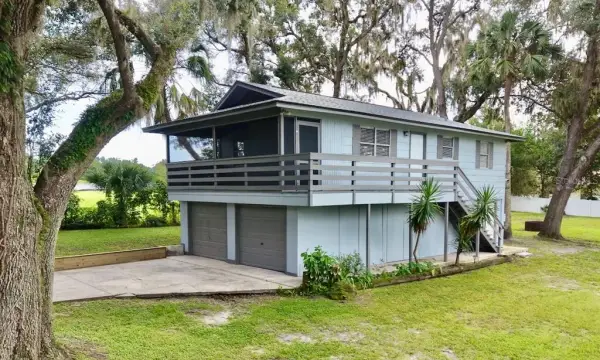 10210 Davis Road, Tampa, FL, 33637