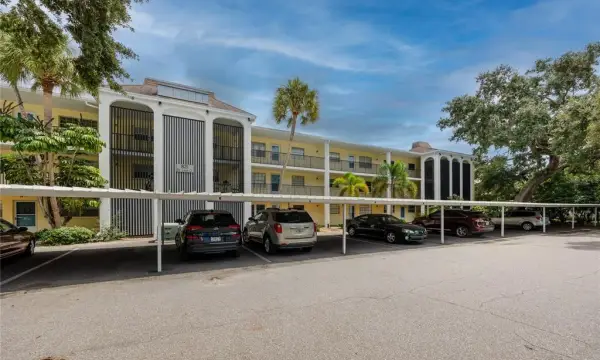 821 Deleon Court, Unit 309, Dunedin, FL, 34698
