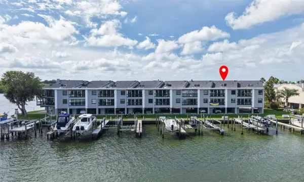 326 Windrush Boulevard, Unit 202, Indian Rocks Beach, FL, 33785