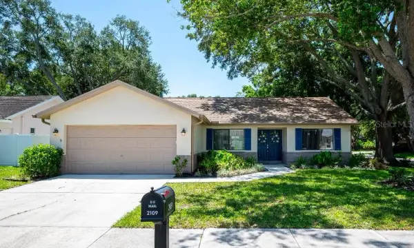 2109 Cypress Point Drive N, Clearwater, FL, 33763