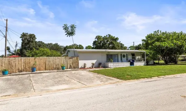 7101 35th Avenue N, St Petersburg, FL, 33710