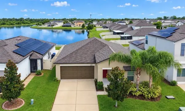 5005 White Chicory Drive, Apollo Beach, FL, 33572