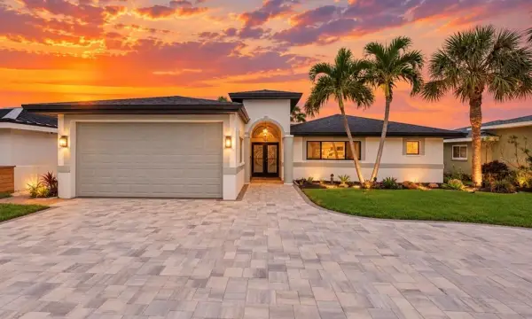 166 Bayside Drive, Clearwater Beach, FL, 33767