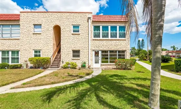 101 Dogwood Circle, Seminole, FL, 33777