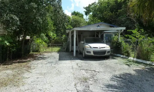 1202 Lucas Street, Holiday, FL, 34691