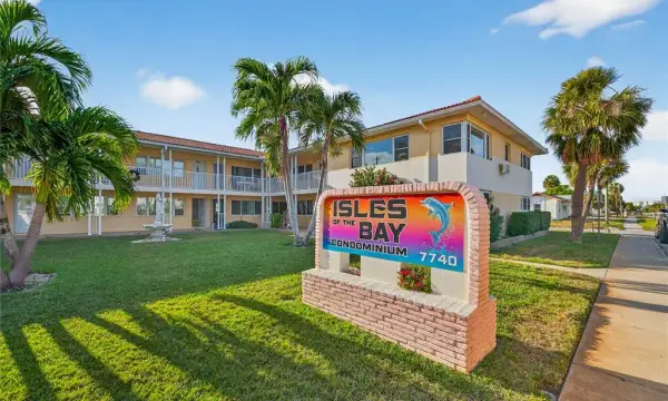 7740 Boca Ciega Drive, Unit 201, St Pete Beach, FL, 33706