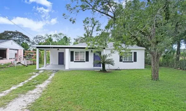 810 Patbur Avenue, Tampa, FL, 33612