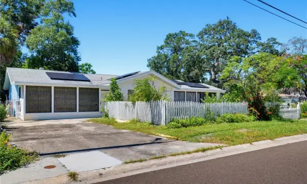 1100 Ewing Avenue, Clearwater, FL, 33756