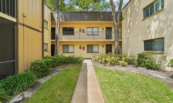 11722 Raintree Lake Lane, Unit D, Temple Terrace, FL, 33617