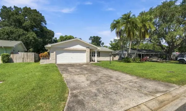 11161 105th Avenue, Seminole, FL, 33778