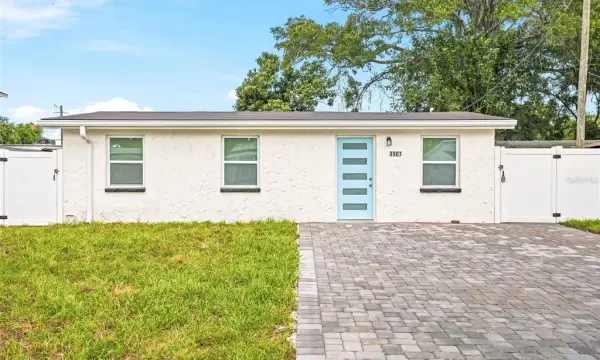 3907 Spence Avenue, Tampa, FL, 33614