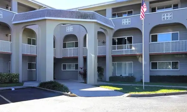 2229 Americus Boulevard W, Unit 7, Clearwater, FL, 33763