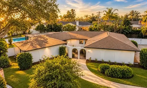 10309 Reclinata Lane, Tampa, FL, 33618