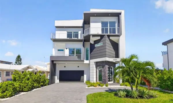 10209 Gulf Boulevard, Treasure Island, FL, 33706