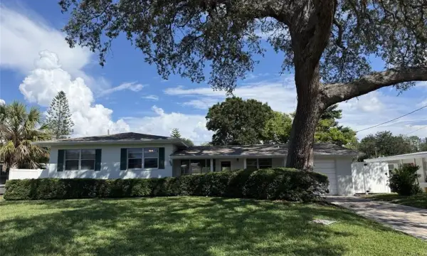 331 Shirley Avenue, Belleair, FL, 33756