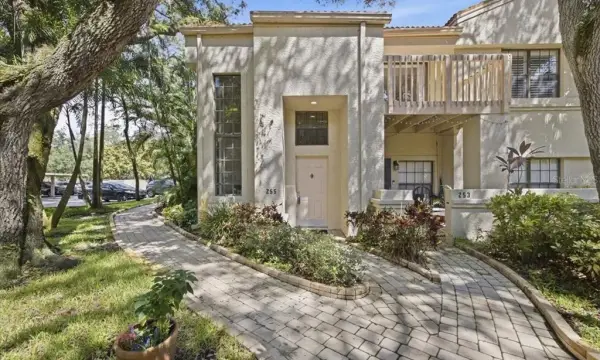 255 Los Prados Drive, Unit 255, Safety Harbor, FL, 34695