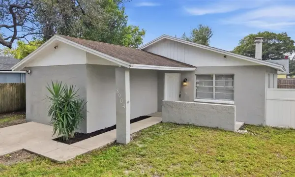 8904 N Boulevard, Tampa, FL, 33604