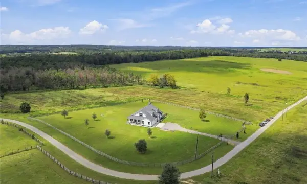 16705 Hilltop Horizons Place, Dade City, FL, 33523