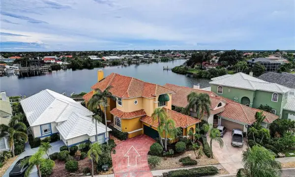 852 Symphony Isles Boulevard, Apollo Beach, FL, 33572