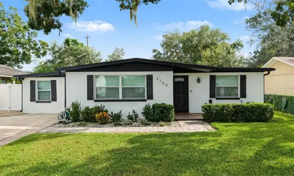 2109 E Flora Street, Tampa, FL, 33610