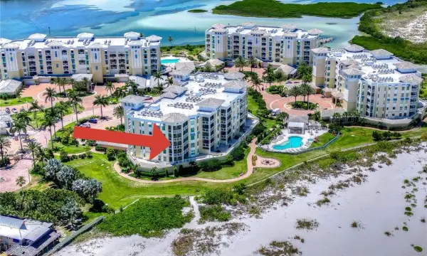 650 Collany Road, Unit 406, Tierra Verde, FL, 33715
