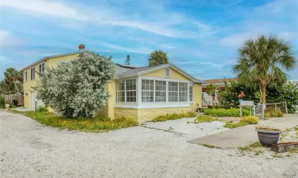 102 11th Avenue, St Pete Beach, FL, 33706