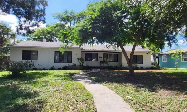 6738 5th Avenue N, St Petersburg, FL, 33710
