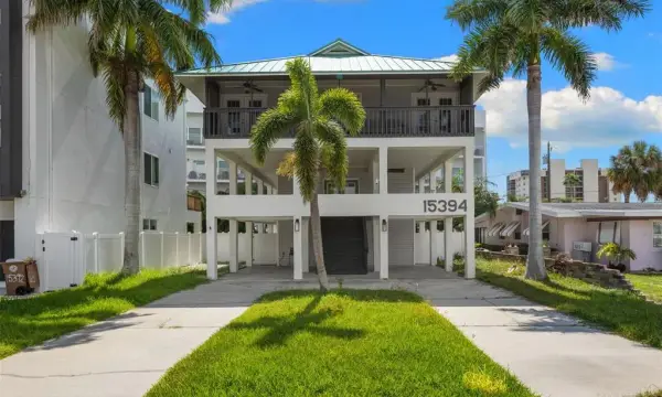 15394 2nd Street E, Madeira Beach, FL, 33708