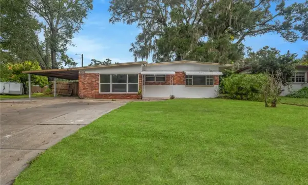 2002 E Crenshaw Street, Tampa, FL, 33610