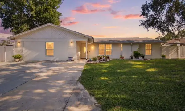1325 Oakcrest Drive, Brandon, FL, 33510