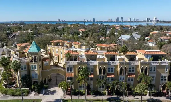 114 E Davis Boulevard, Unit 4, Tampa, FL, 33606