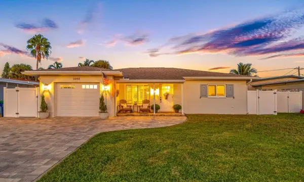 1444 Corey Way S, South Pasadena, FL, 33707