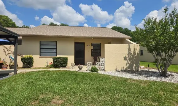 38349 Cottonwood Place, Unit 1, Zephyrhills, FL, 33542