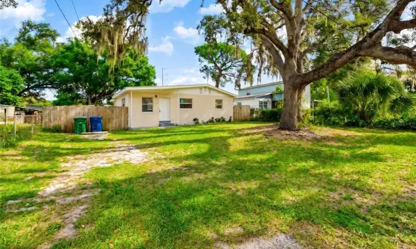 2438 N Ramona Circle, Tampa, FL, 33612