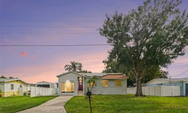 520 Fairhope Drive, Apollo Beach, FL, 33572