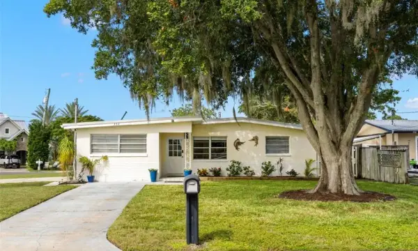 332 Westwinds Drive, Palm Harbor, FL, 34683