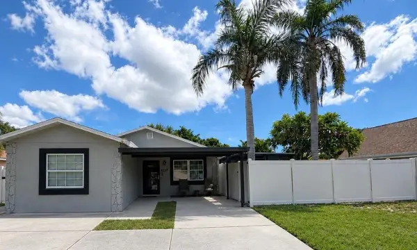 1951 Taylor Lake Circle, Seminole, FL, 33778