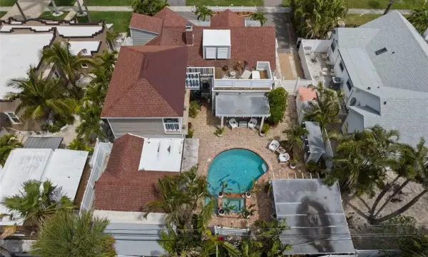 806 Narcissus Avenue, Clearwater Beach, FL, 33767