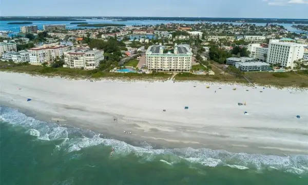 12000 Gulf Boulevard, Unit 206w-205w, Treasure Island, FL, 33706