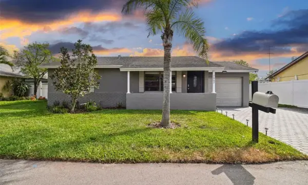 7607 Woodland Oaks Court, Tampa, FL, 33615